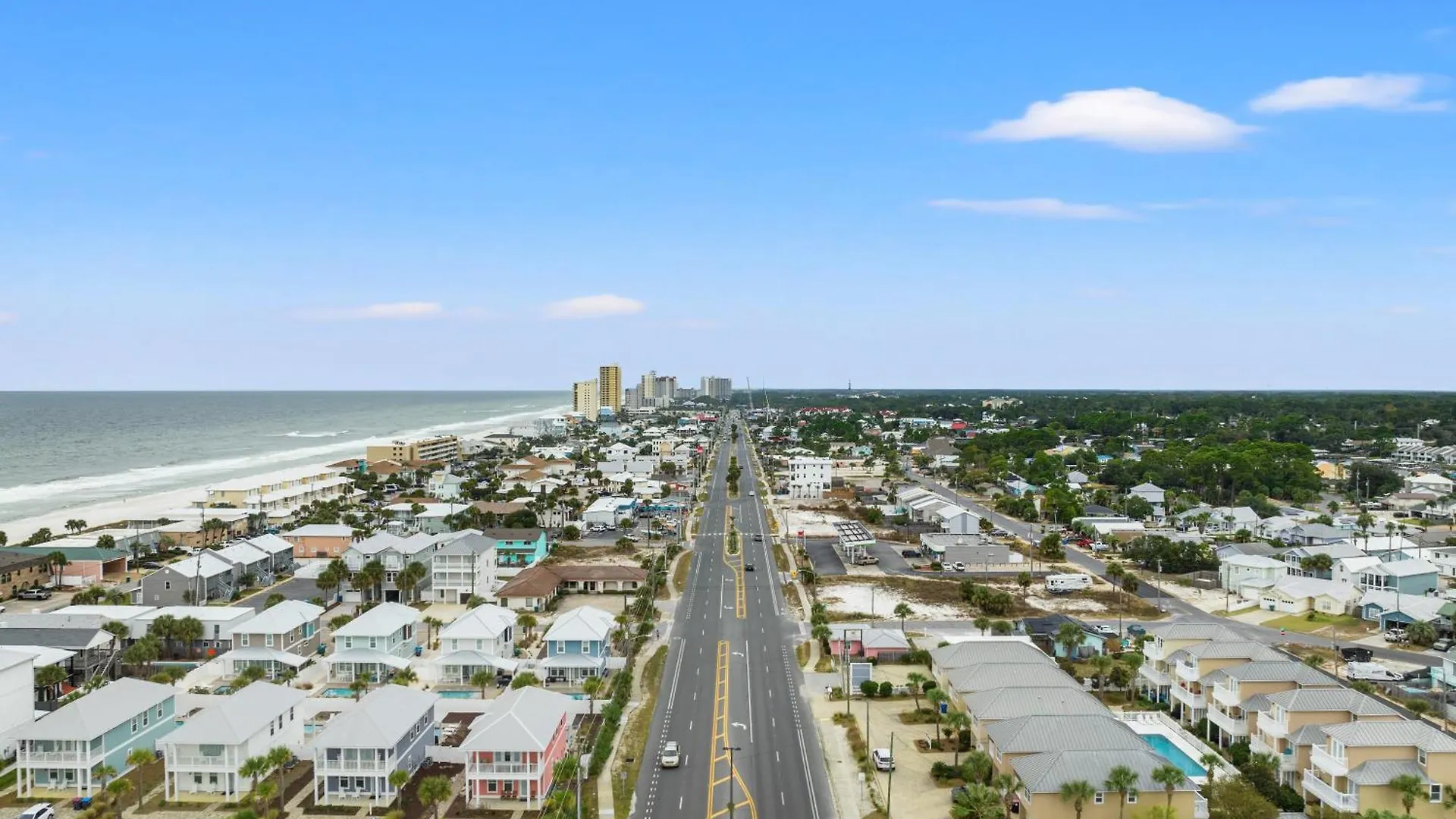Escape To Sand Dollar Holler: Coastal Retreat, 3 Beds, 25 Baths, Sleeps 10! Panama City Beach