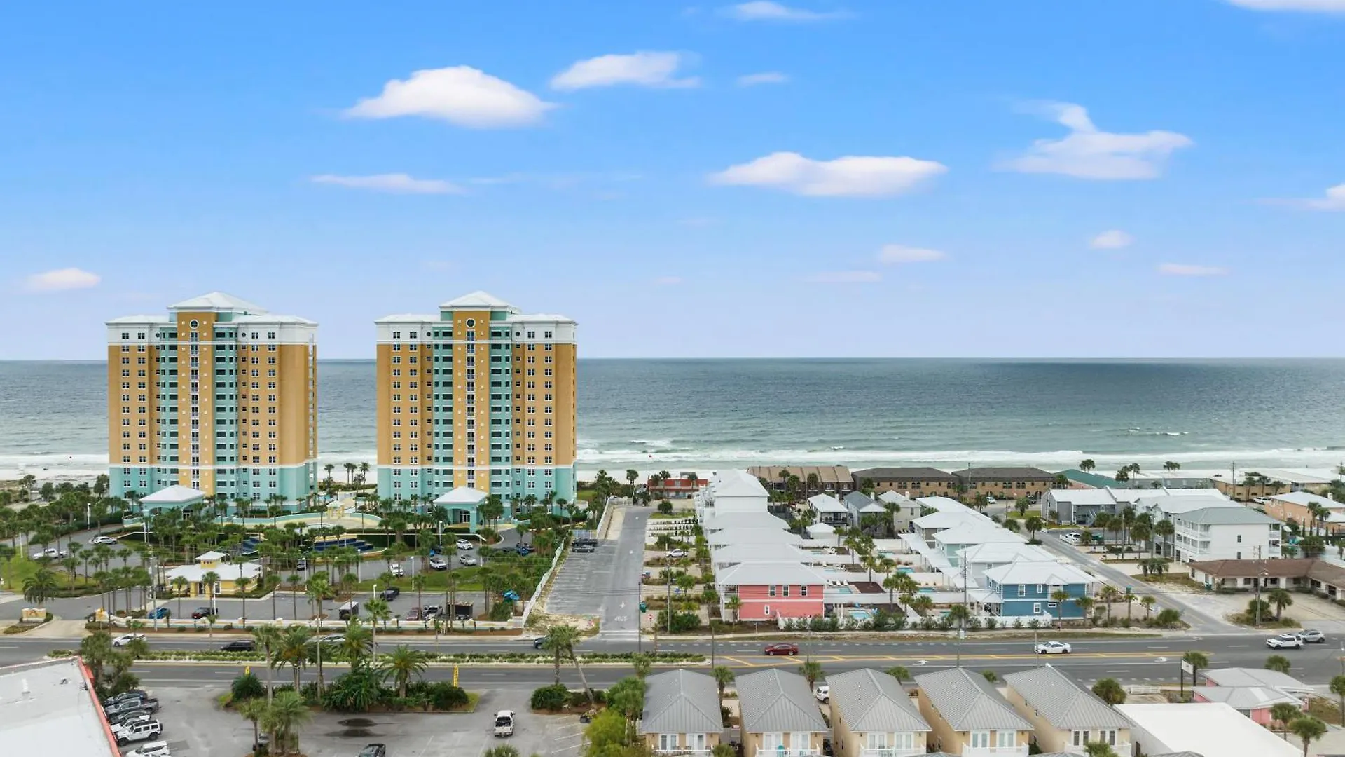 Escape To Sand Dollar Holler: Coastal Retreat, 3 Beds, 25 Baths, Sleeps 10! Panama City Beach