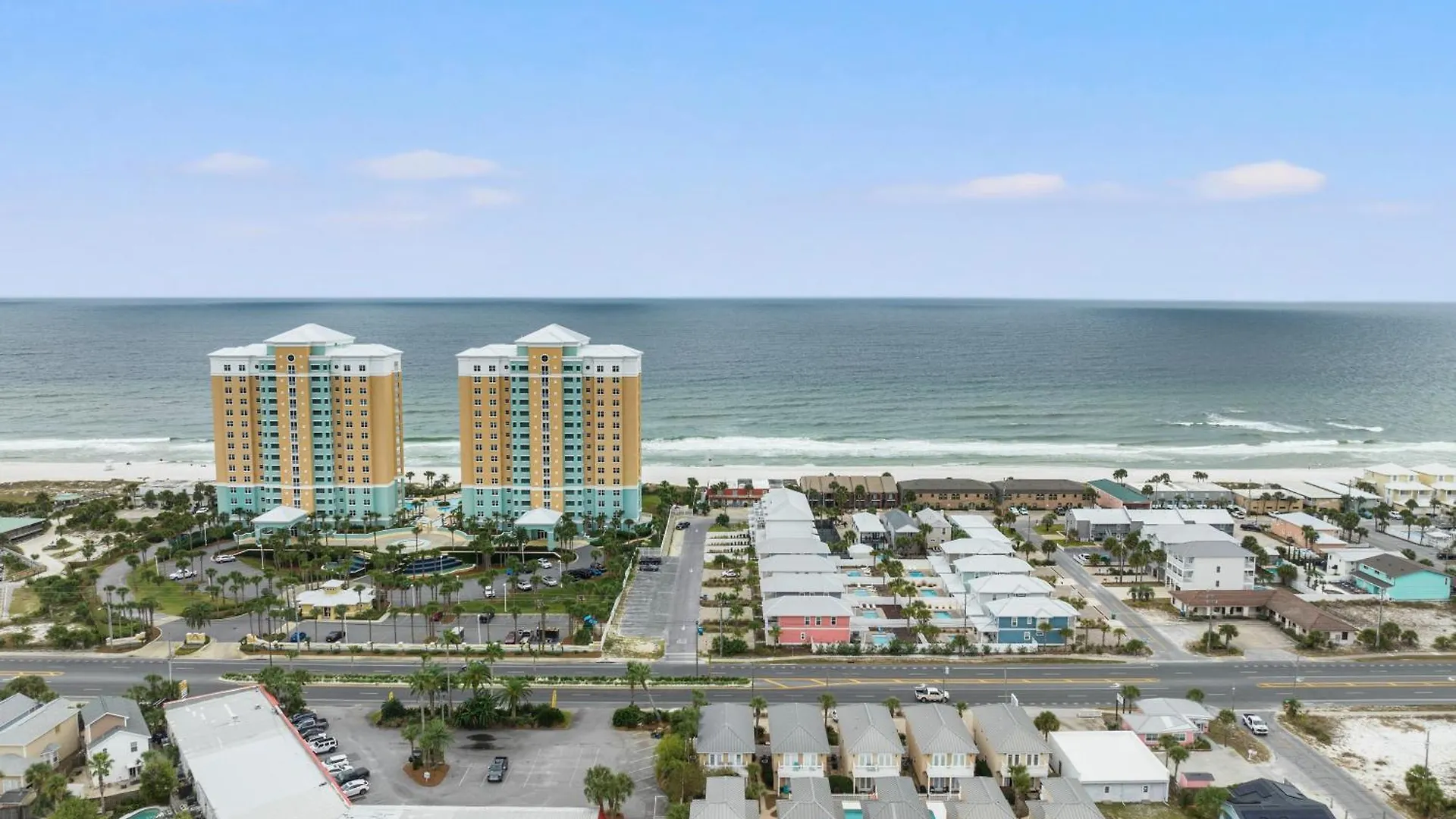 Holiday home Escape To Sand Dollar Holler: Coastal Retreat, 3 Beds, 25 Baths, Sleeps 10! Panama City Beach
